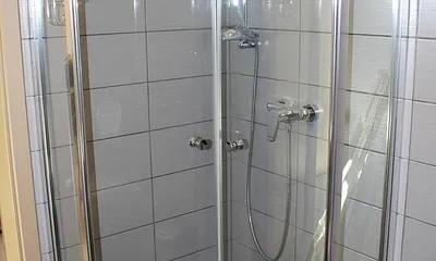 Das Duschbad hat- wie die ganze Fewo- Fussbodenheizung