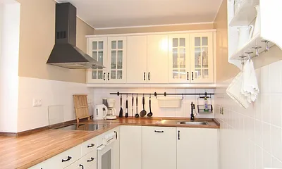 Herd/ Backofen, Geschirrspüler, Kühl-Gefrierkombi, Microwelle