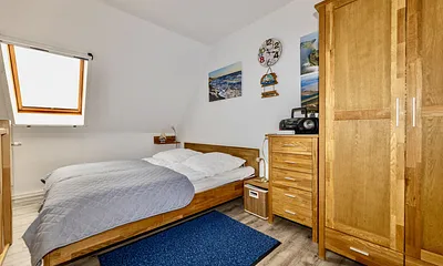 Schlafbereich im OG m. Schrank