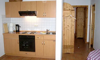 Töpperhus App. 02 Küchenzeile 