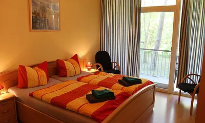 3 Zimmer Ferienwohnung - Pool - Sauna, 3-Zimmer-Apartment (WE 01)