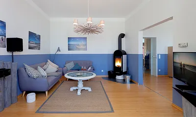 Wohnbereich mit Kamin