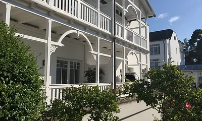 Der Balkon mit dem Strandkorb