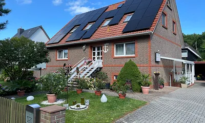 Eingang zu den Ferienwohnungen. Wir leben autark.