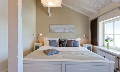 1. Schlafzimmer mit Doppelbett