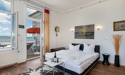 ... der historischen Bädervilla "Agnes" geschmackvoll auf.