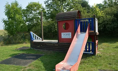 Spielplatz auf der Anlage