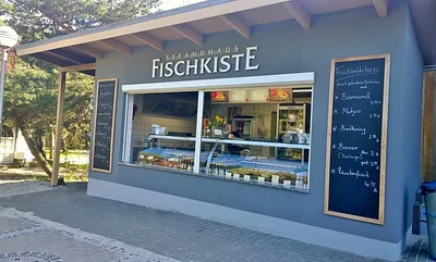 Fischbrötchenversorgung nah am Strand