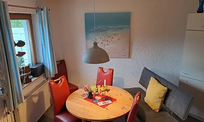  viel Platz in der Küche im Erdgeschoss