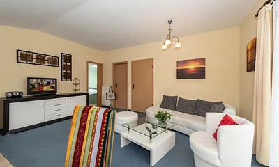 Wohnbereich mit Küchenzeile