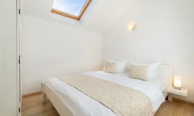 1. Schlafzimmer mit Doppelbett