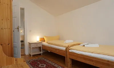 Schlafzimmer mit Einzelbetten