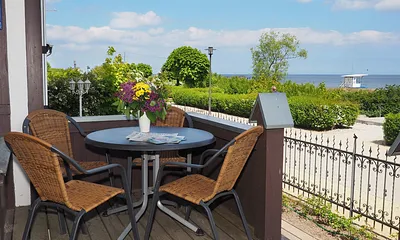 Terrasse mit Meerblick
