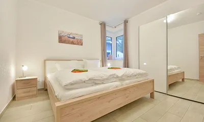 Schlafzimmer 2 mit Doppelbett