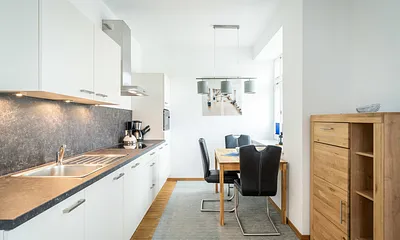 Küche und Essbereich