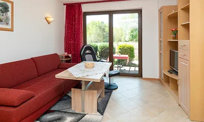 Wohnzimmer mit Terrasse