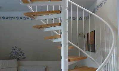 Treppe nach oben (Maisonette)