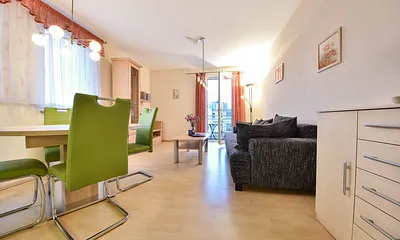 Wohnbereich mit Balkon