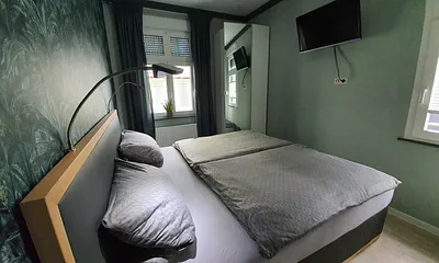 Küstenvilla, exponierte Lage,Terrasse,Grillplatz, 3-Zimmer-Ferienwohnung (EG-FeWo)