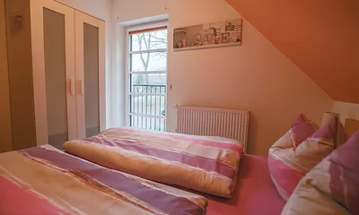 1.Schlafzimmer mit Doppelbett