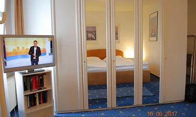 2.Blick in den Schlafraum