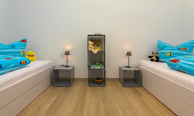 Schlafzimmer 2 