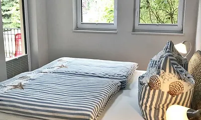 Schlafzimmer mit Doppelbett