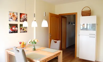 Küche mit großzügigem Eßplatz