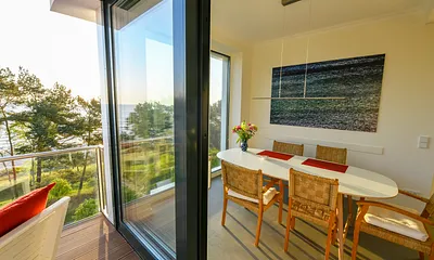 Sie speisen mit wunderbarem Ausblick ...