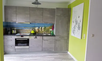 voll ausgestattete moderne Küche