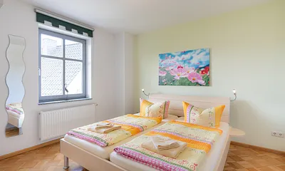 großes Schlafzimmer