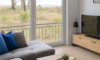 Wohnbereich, überdachter Balkon