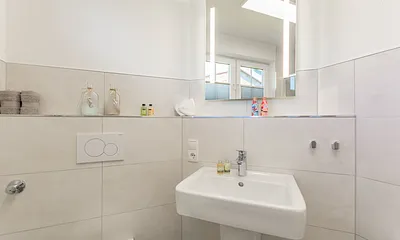 Badezimmer mit Waschbecken