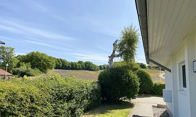 Haus A mit Blick zum Lotsenberg