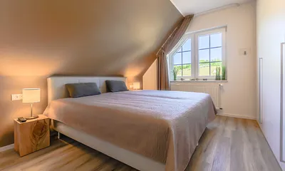 zweites Schlafzimmer mit Doppelbett