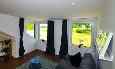 Lounge Bereich 1. OG (oder Aufbettung 160cm x 200cm)