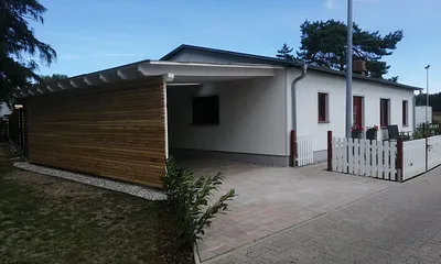 Ihr Parkplatz unter dem Carport