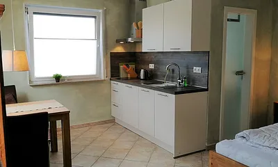 Einbauküche mit Geschirrspüler