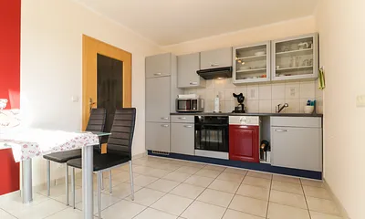 Küchenbereich mit sep. Sitzecke