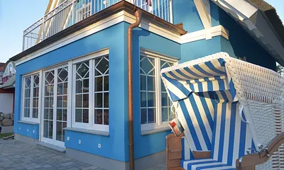 Strandkorb auf der Terrasse