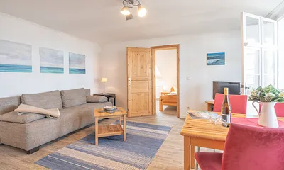 Wohnzimmer mit Schlafcouch