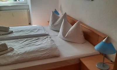 Schlafzimmer 2