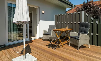 gemütliche Südterrasse