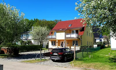 Linker Balkon 3x3m nach Süden