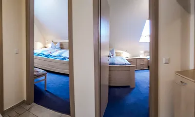 Flur zun Bad und den Schlafzimmern