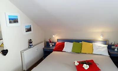 Das große Doppelbett