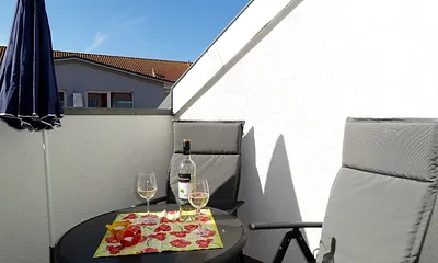Windgeschützte sonnenreiche Loggia mit Südausrichtung