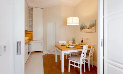 Küche mit Essbereich