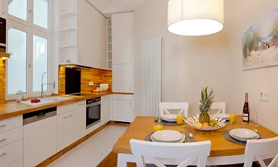 Küche mit Essbereich