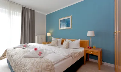 1. Schlafzimmer mit Doppelbett